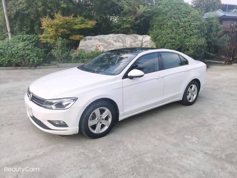 徐州17年大众凌渡3