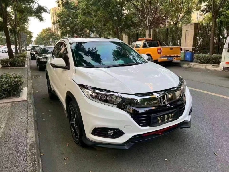 成都20年本田缤智2