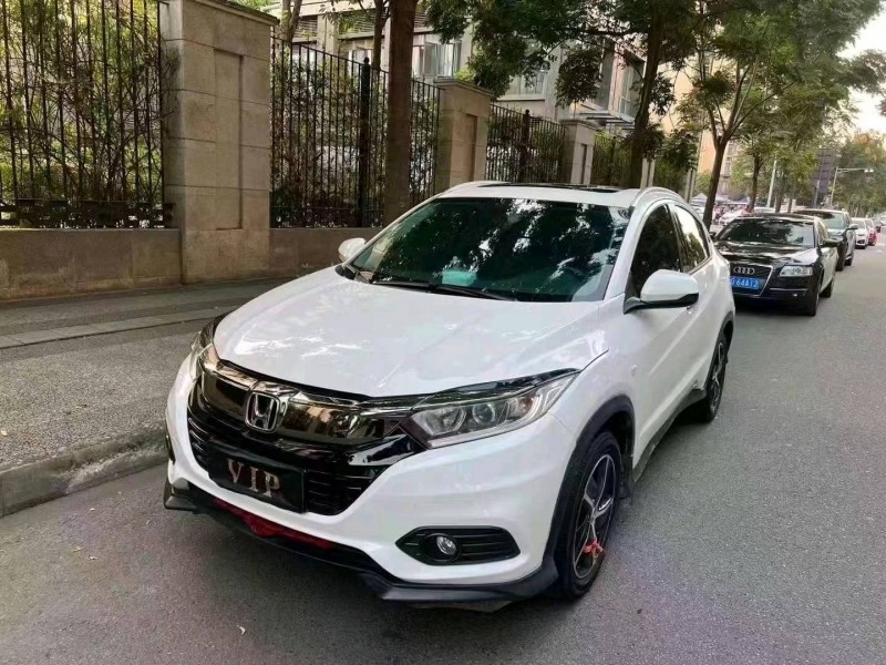 成都20年本田缤智3