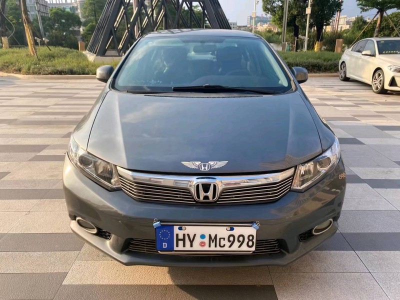 东莞13年本田思域1