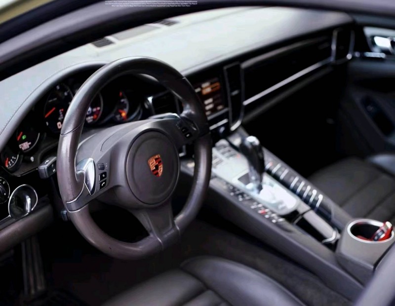 东莞14年保时捷帕拉梅拉7