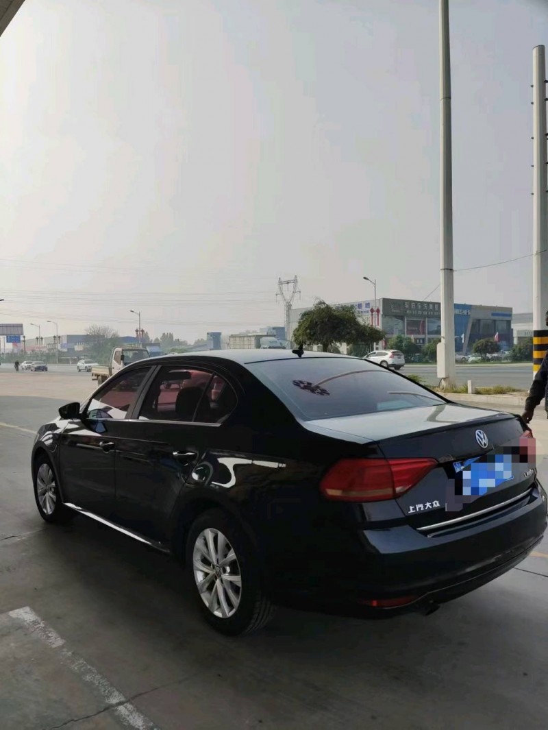 保定18年大众朗逸4