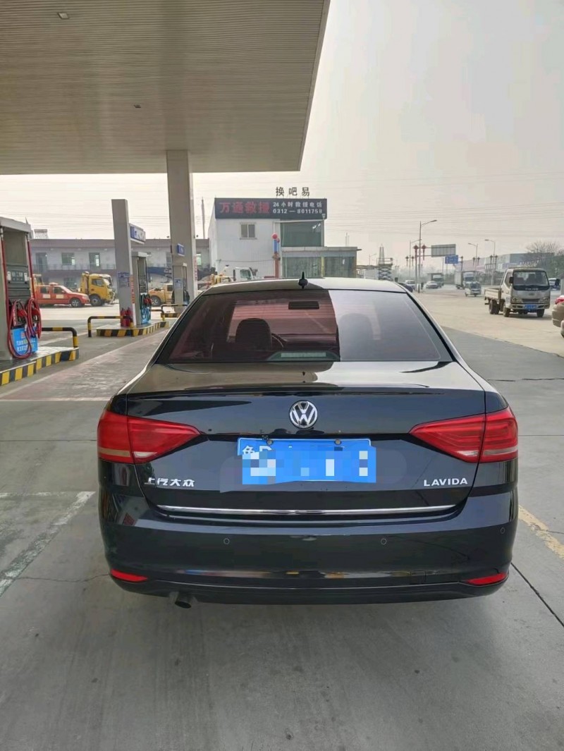 保定18年大众朗逸8