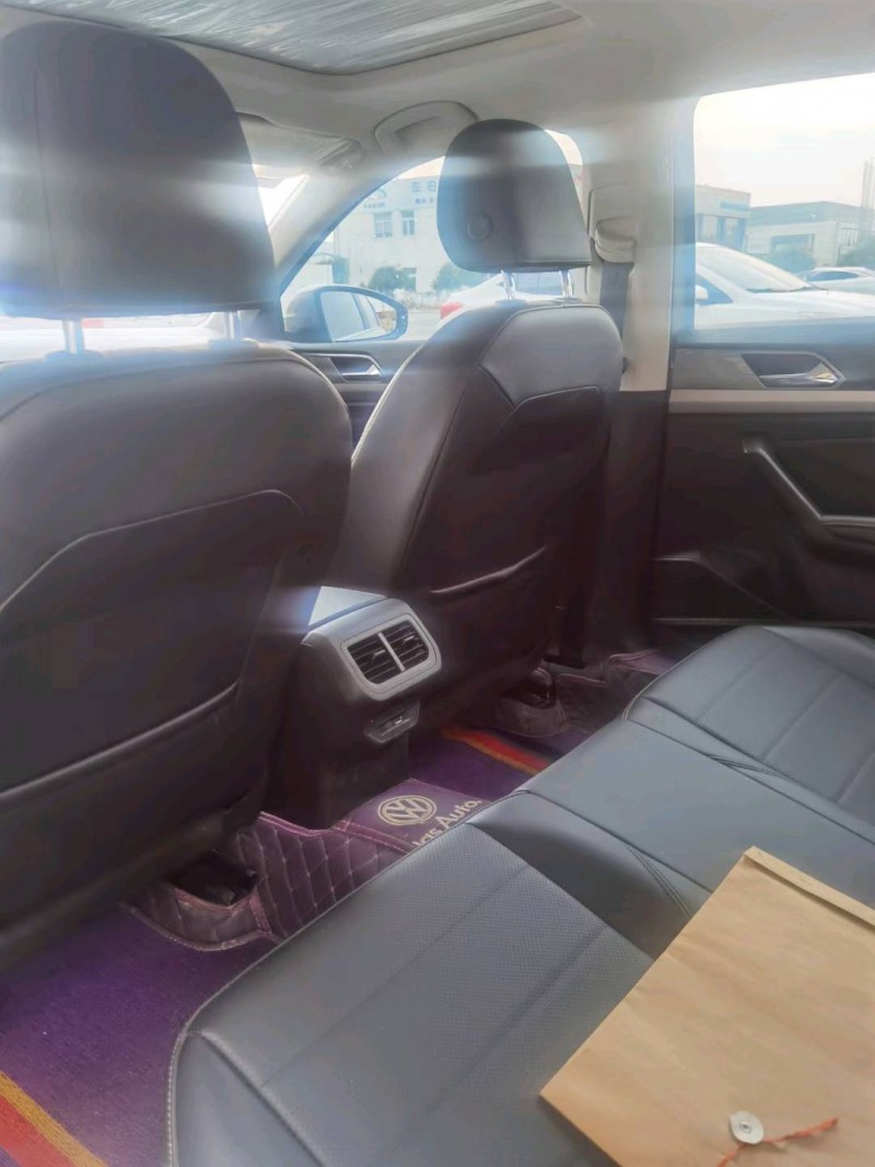 保定20年大众朗逸7