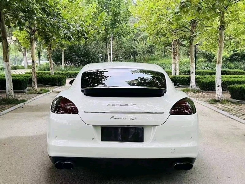 聊城12年保時捷帕拉梅拉1