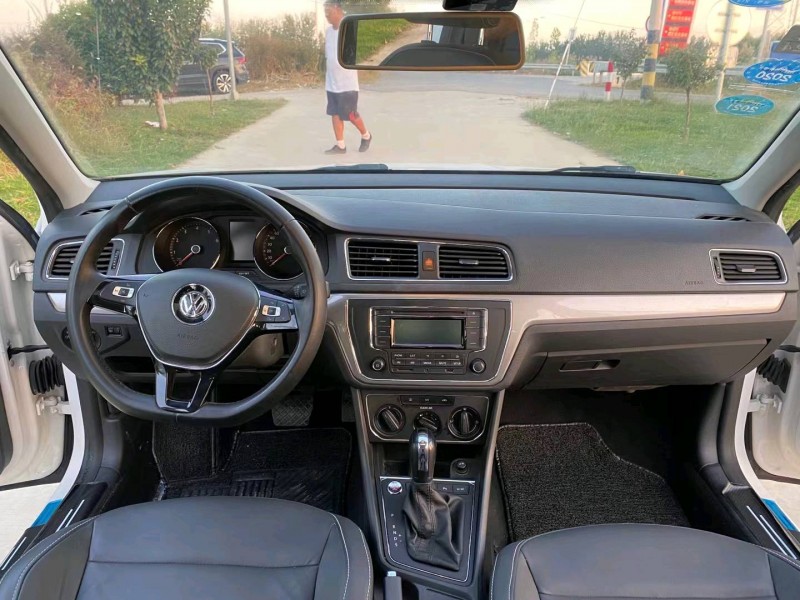 徐州18年大众朗逸6