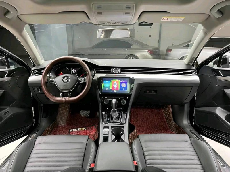 成都18年大众迈腾8