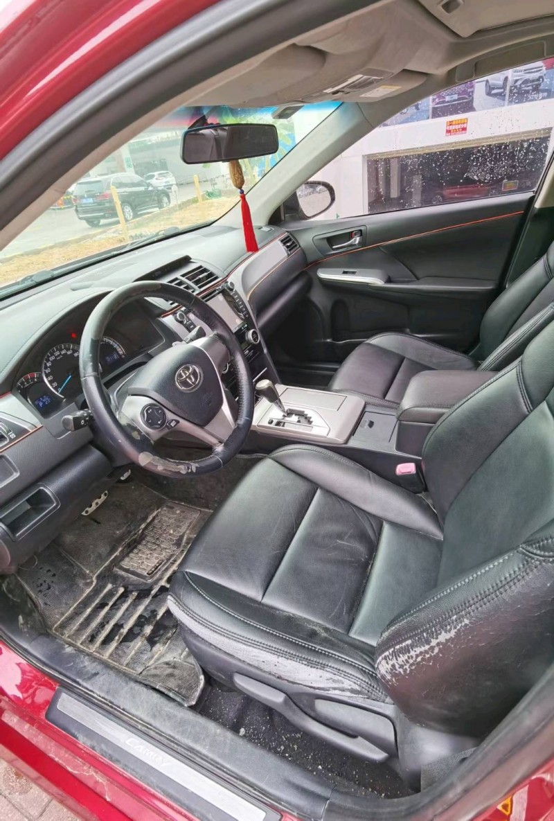 东莞13年丰田凯美瑞3