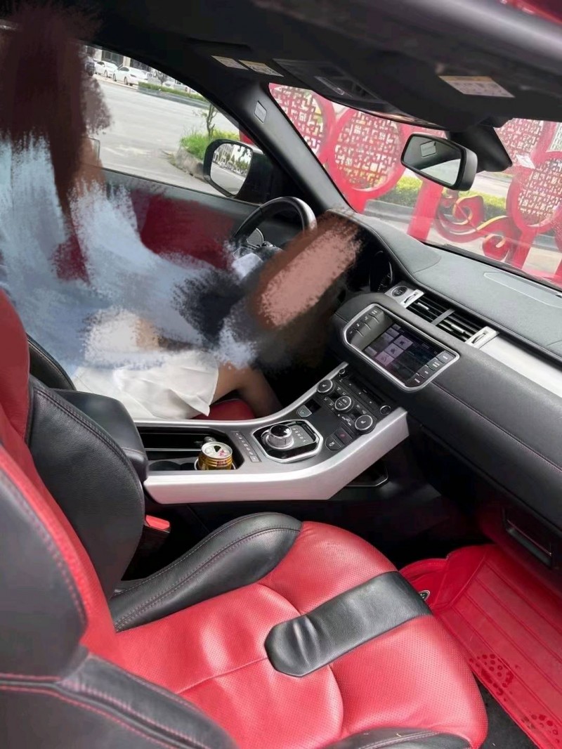 石家庄12年路虎极光5