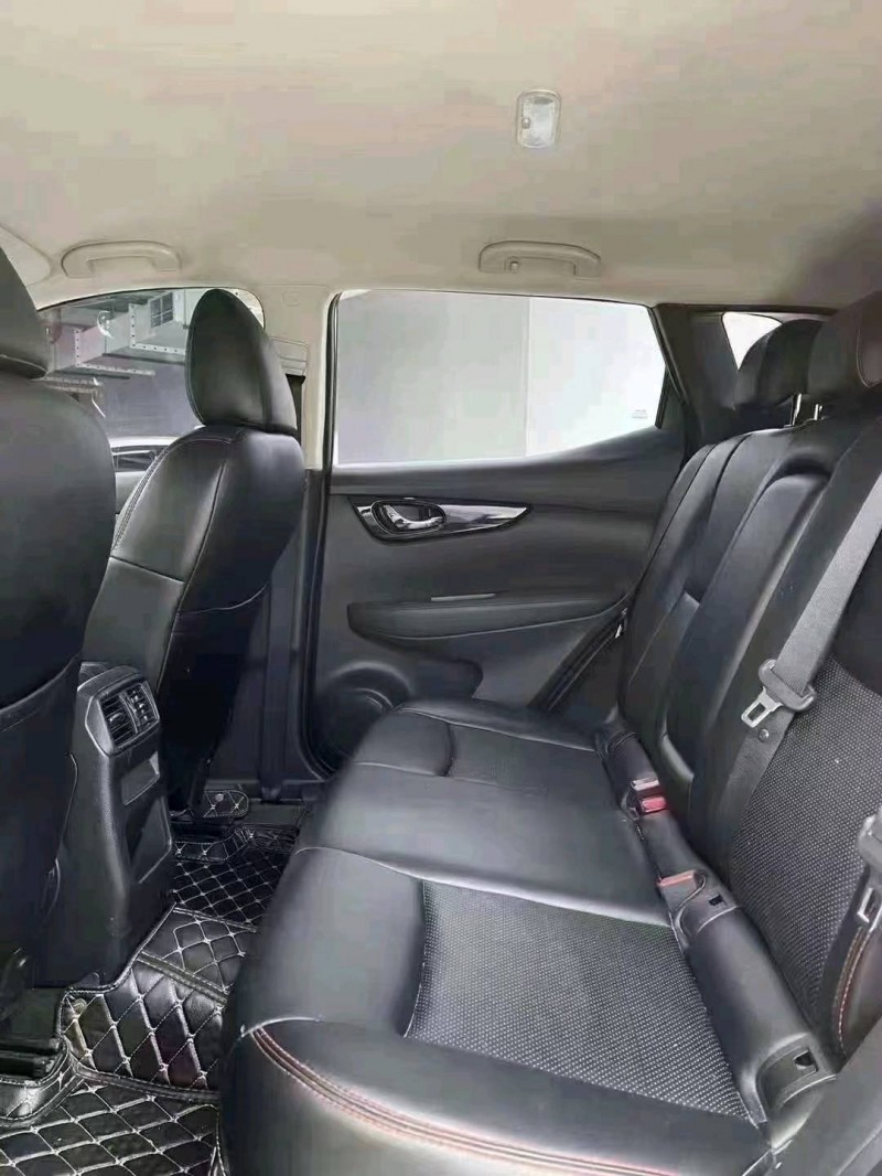 成都20年日产逍客7