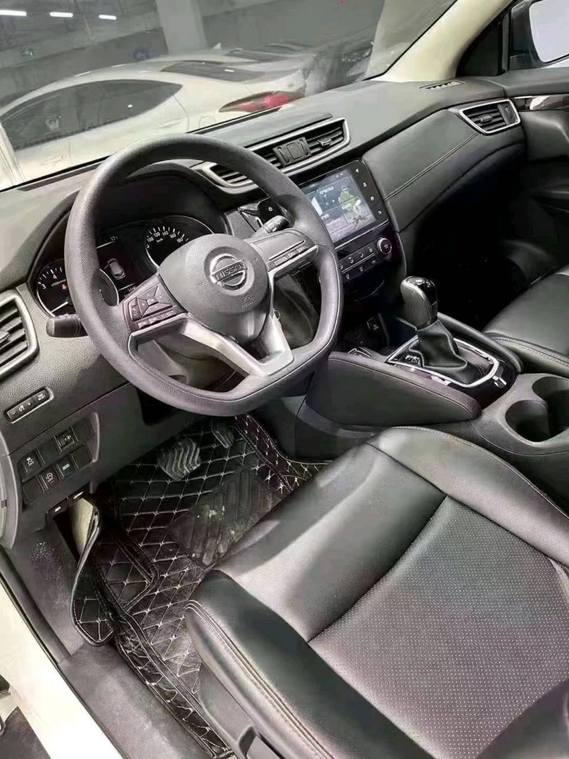 成都20年日产逍客6