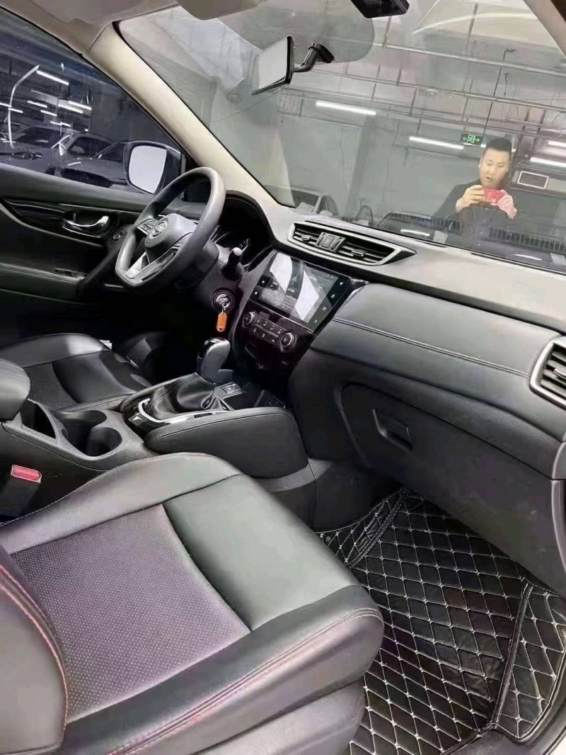 成都20年日产逍客8