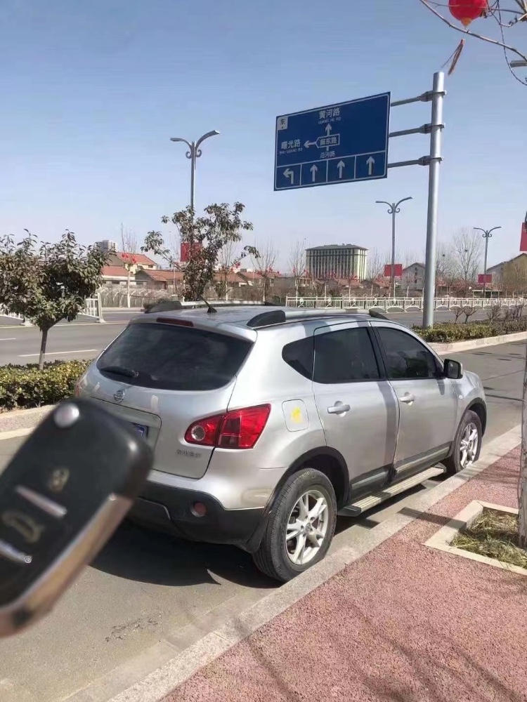 北京11年日产逍客2