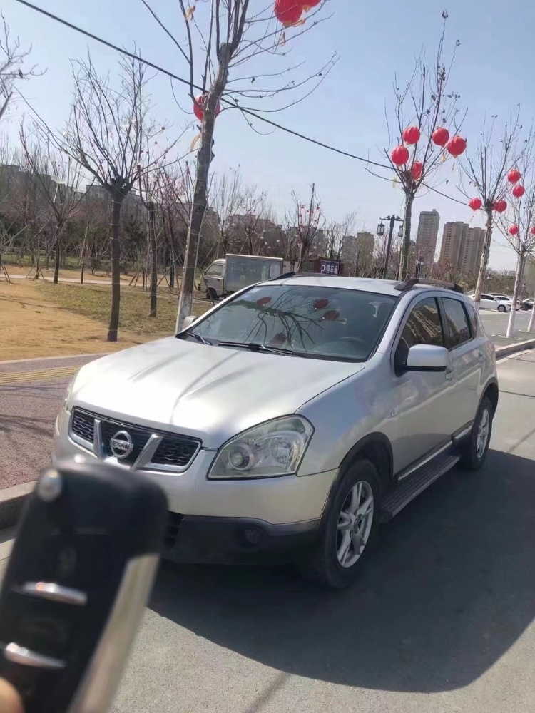 北京11年日产逍客4