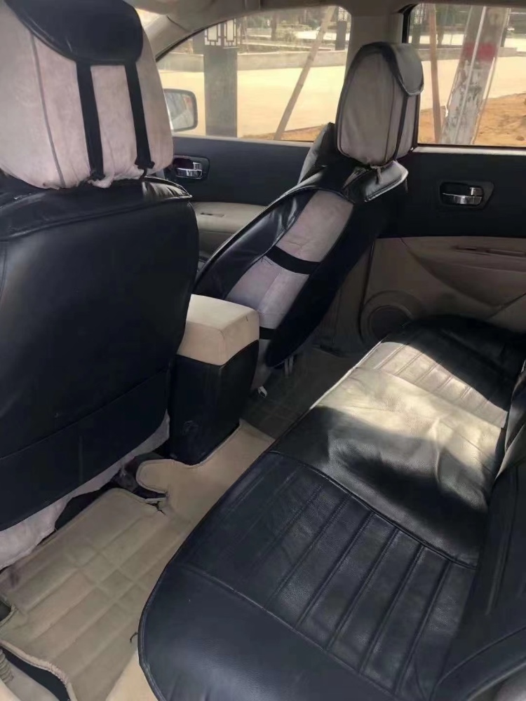 北京11年日产逍客5