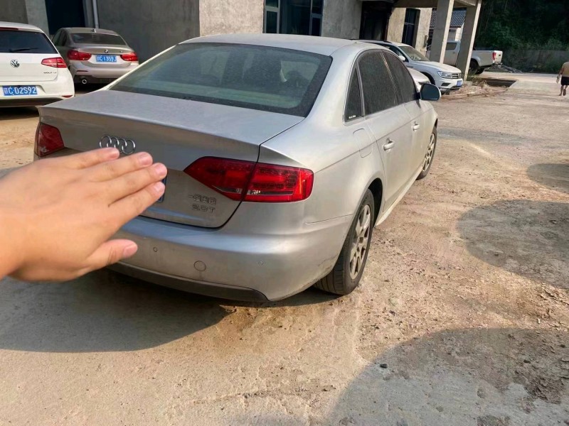 邯郸11年奥迪A4L3