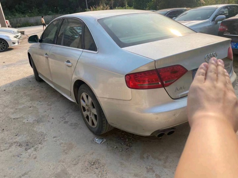 邯郸11年奥迪A4L7