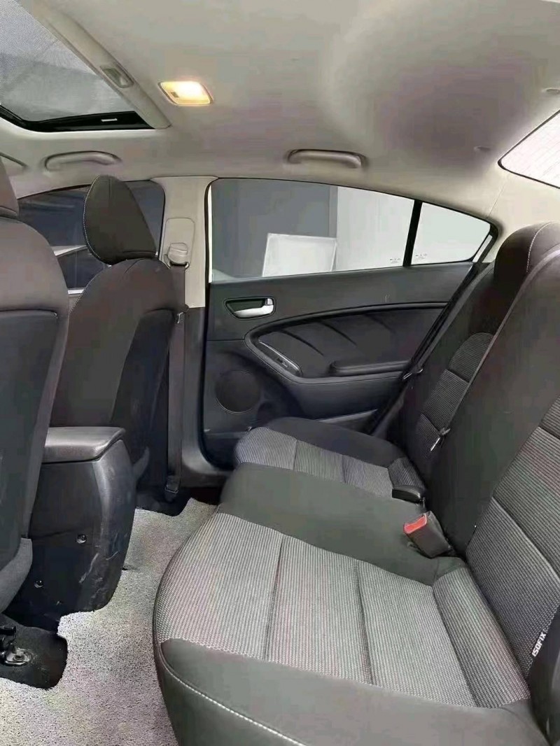 成都18年起亚K36