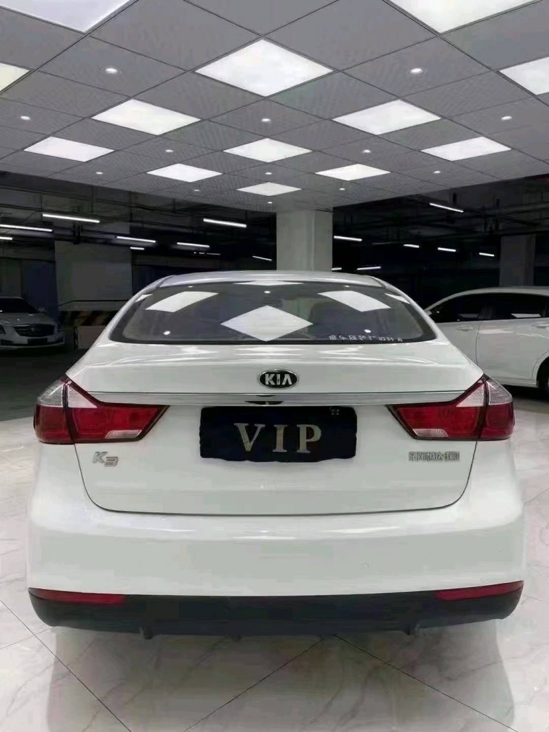 成都16年起亚K35