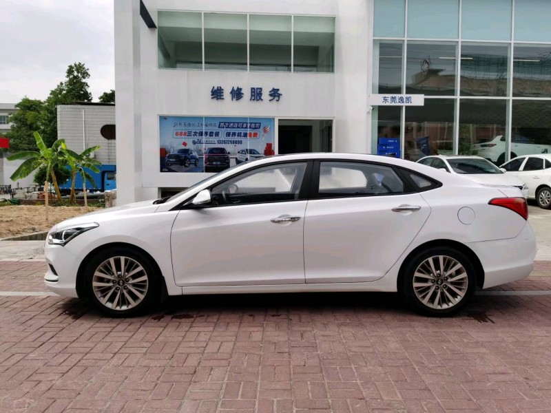 东莞17年现代名图5