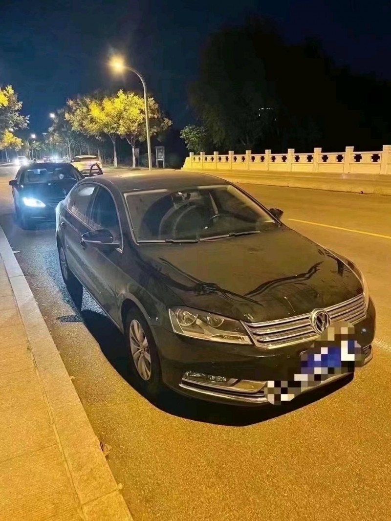 济南14年大众迈腾3