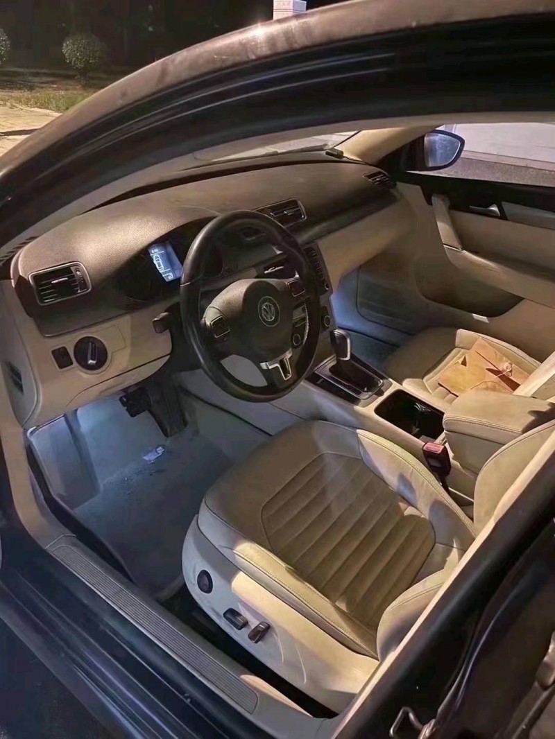 济南14年大众迈腾5