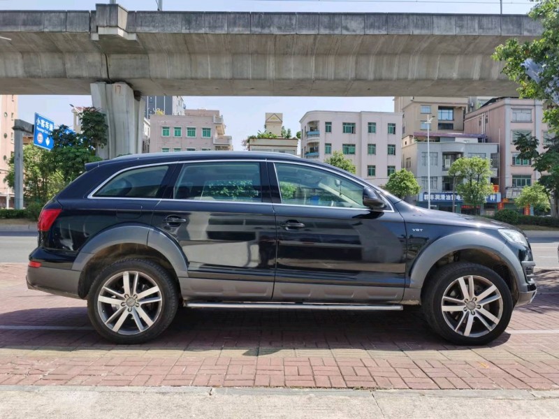 东莞15年奥迪Q75