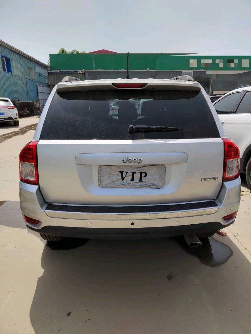 石家庄12年Jeep指南者9