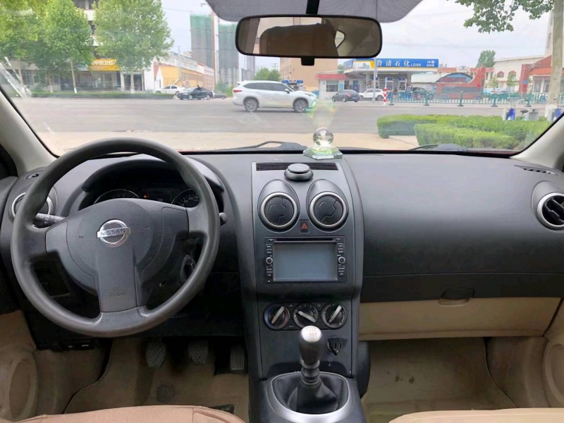 潍坊14年日产逍客3