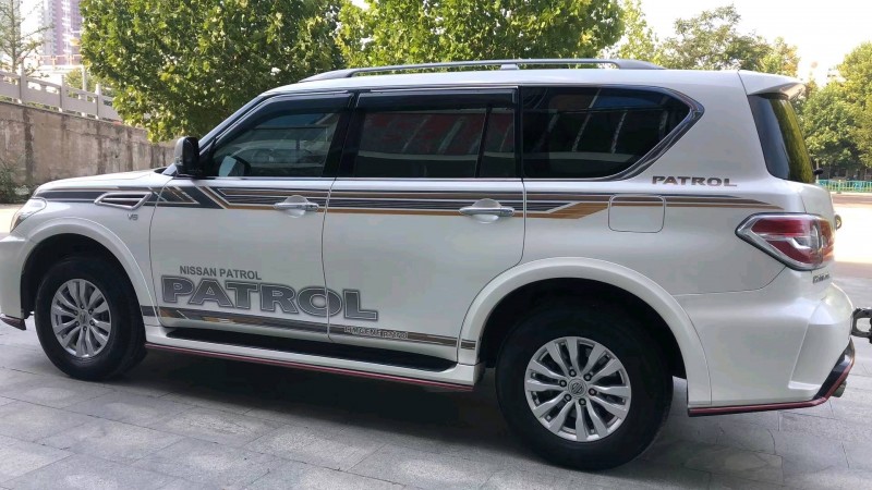 潍坊18年日产途乐2