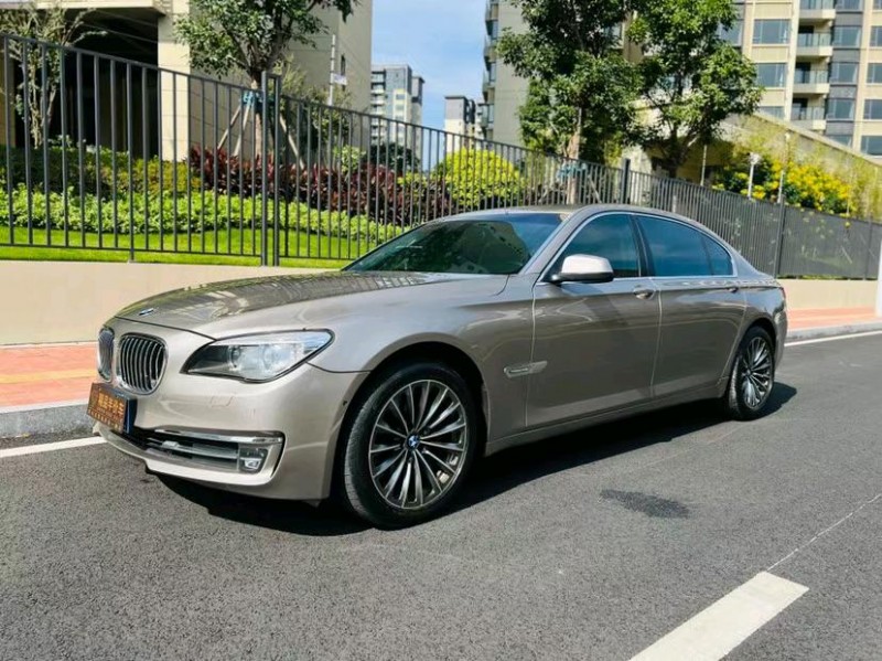 东莞11年宝马7系2