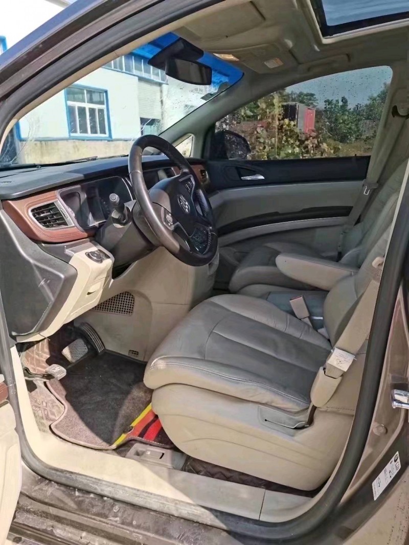 枣庄18年别克GL85