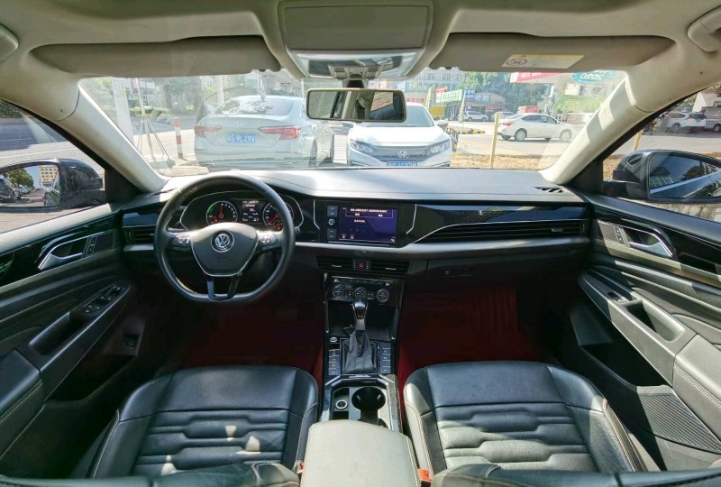 东莞19年大众帕萨特8