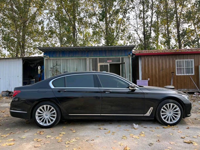 北京17年宝马7系7