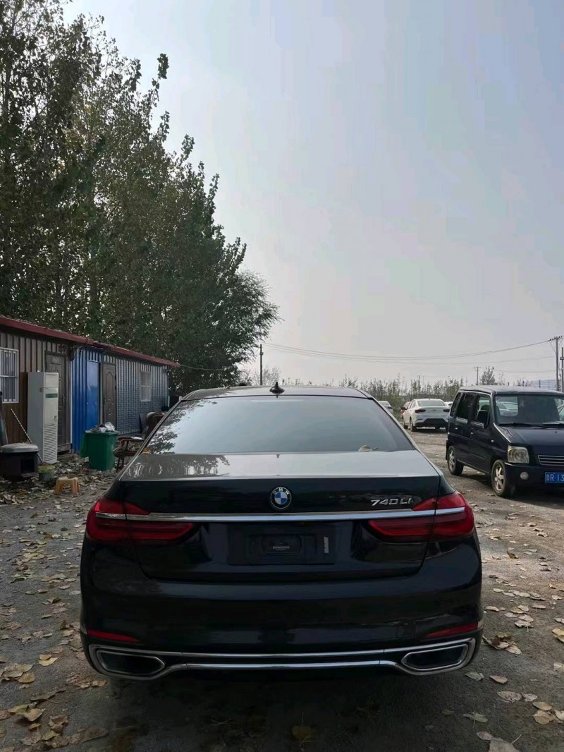 北京17年宝马7系1