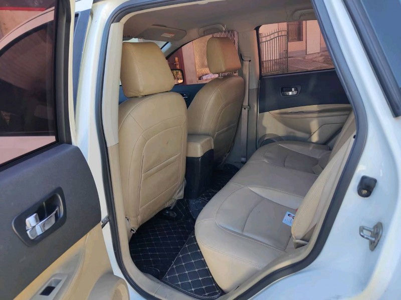 保定14年日产逍客5