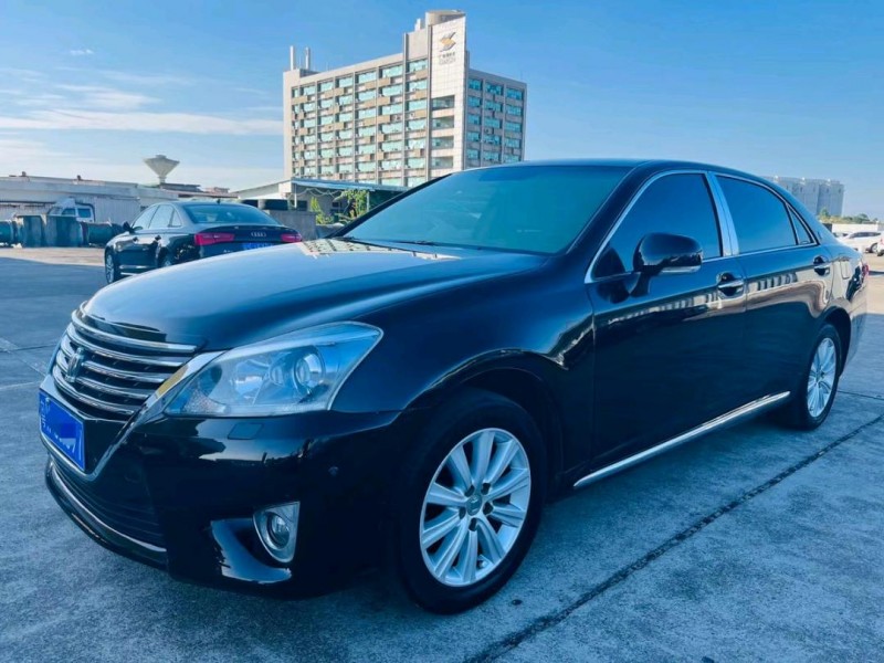 东莞13年丰田皇冠2