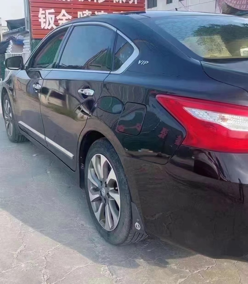 北京18年日产天籁2