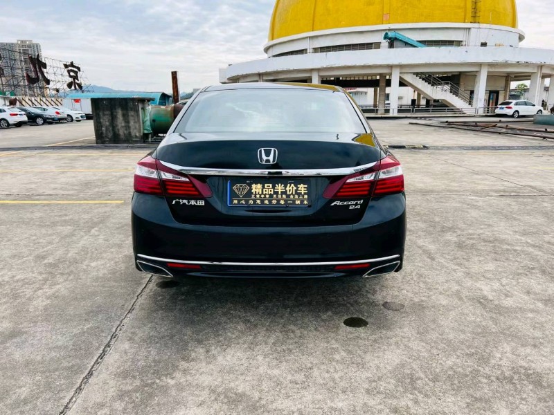 东莞16年本田雅阁9