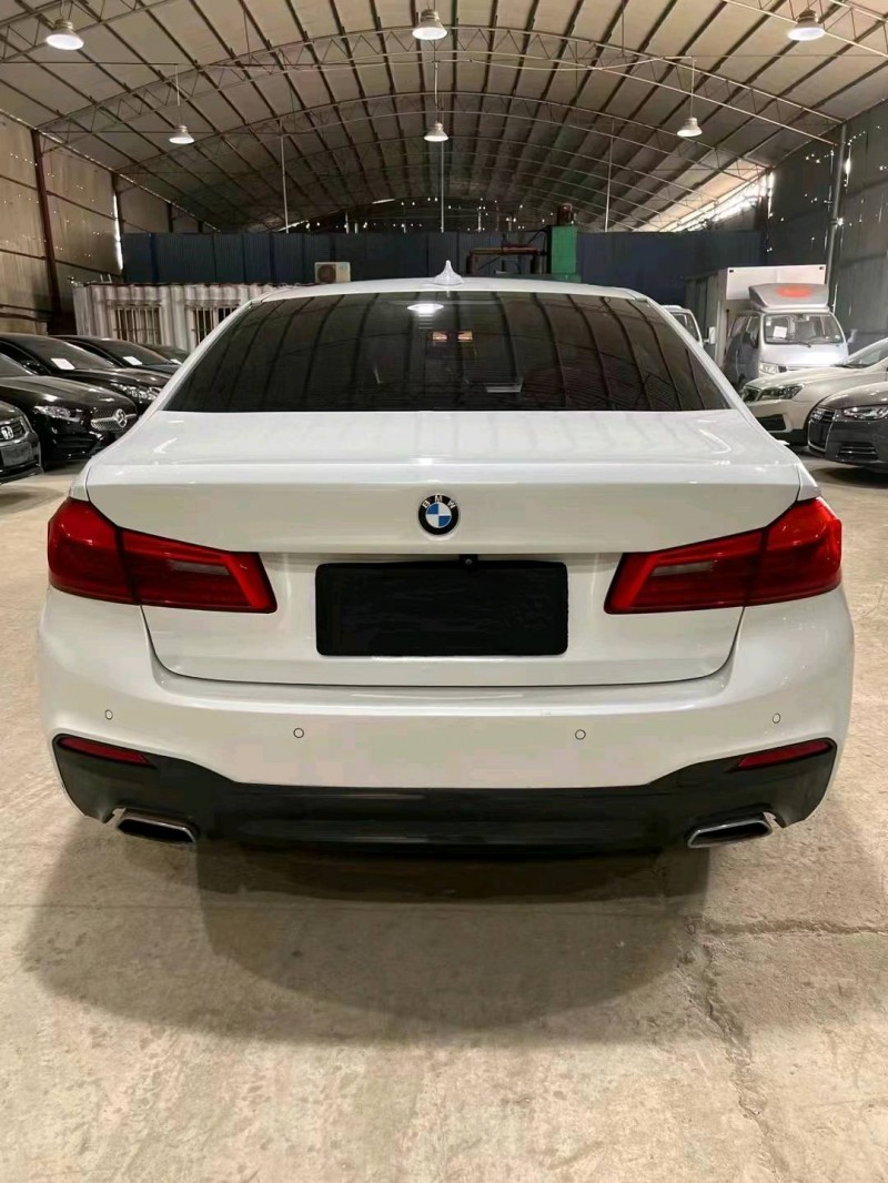 北京18年宝马5系4