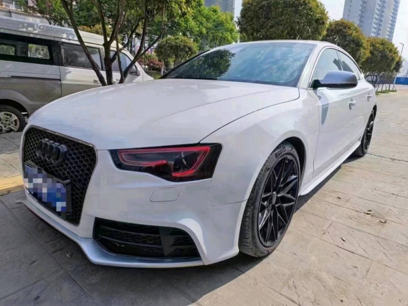 北京12年奥迪S72