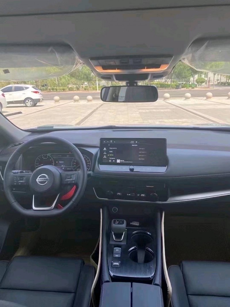 保定21年日产奇骏5