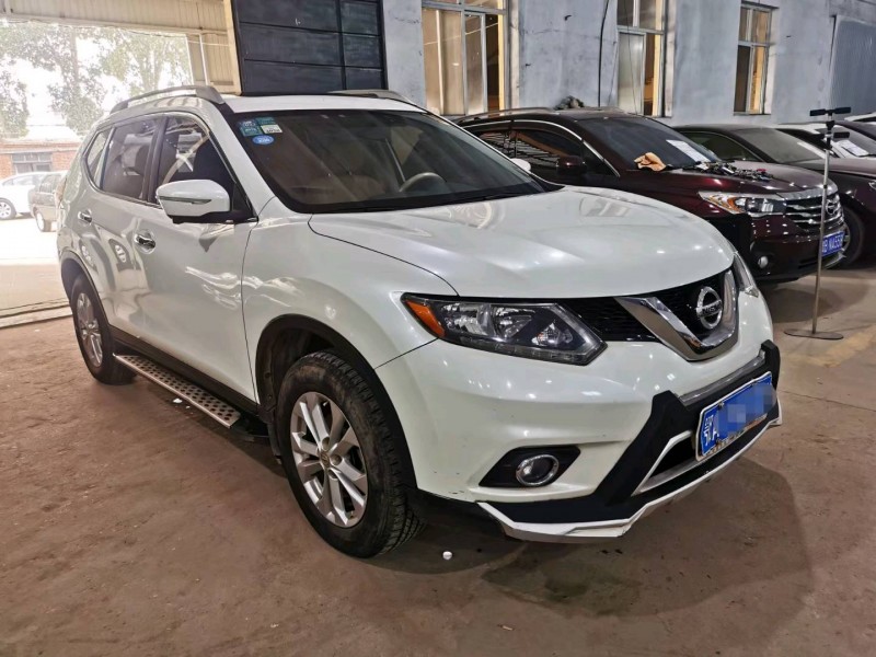 保定16年日产奇骏3