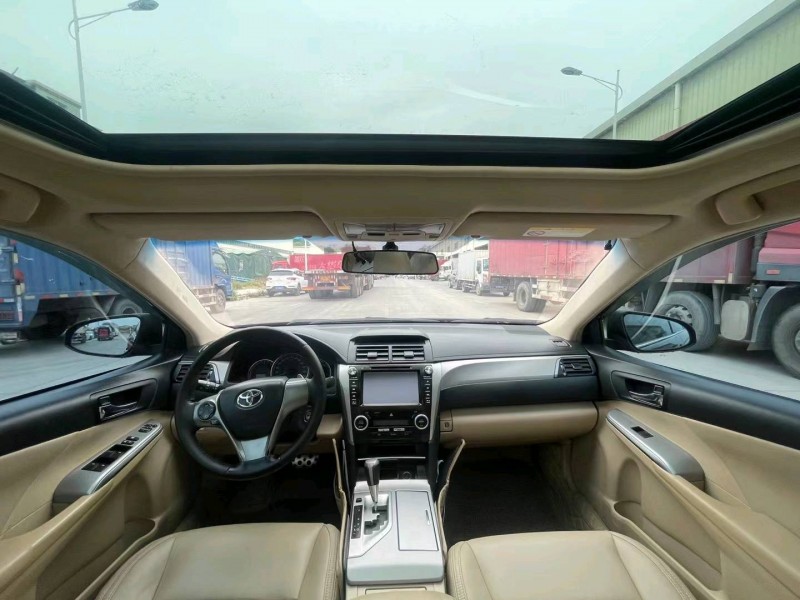 东莞12年丰田凯美瑞6