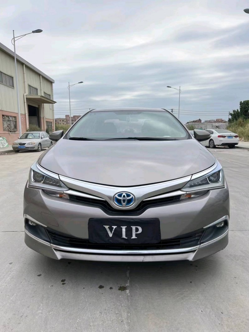 东莞17年丰田卡罗拉1