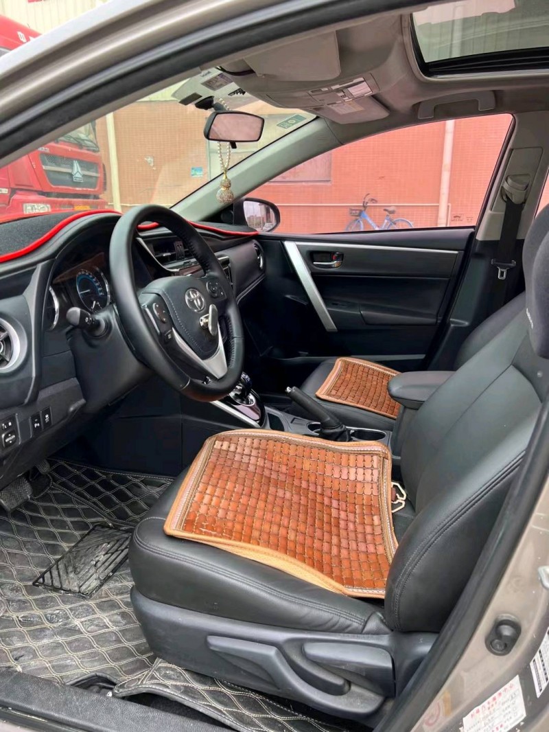 东莞17年丰田卡罗拉4