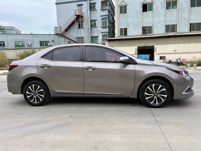 东莞17年丰田卡罗拉8