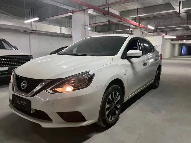 安顺21年日产轩逸8