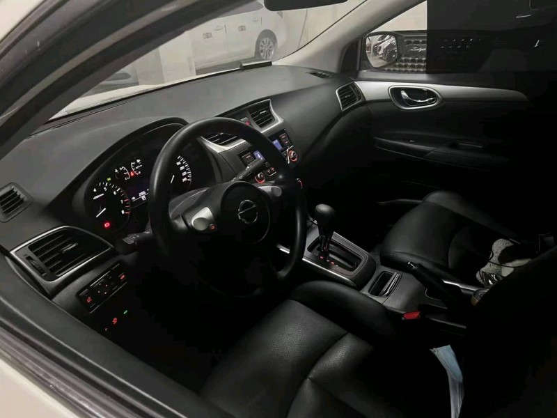 安顺21年日产轩逸1