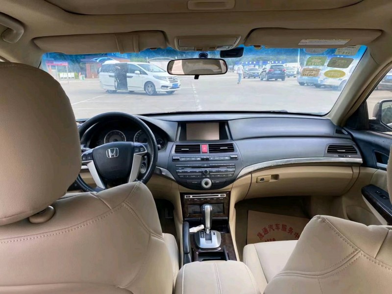 东营08年本田雅阁2